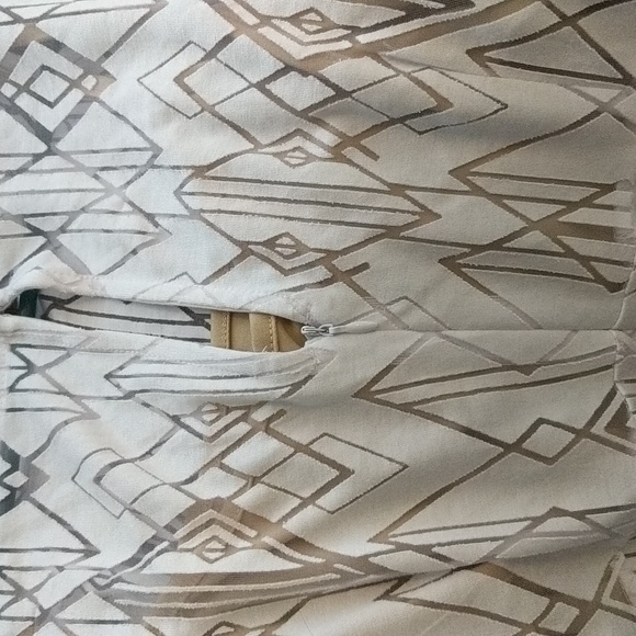 New Simply Styled White Maxi Dress Small - Picture 3 of 4